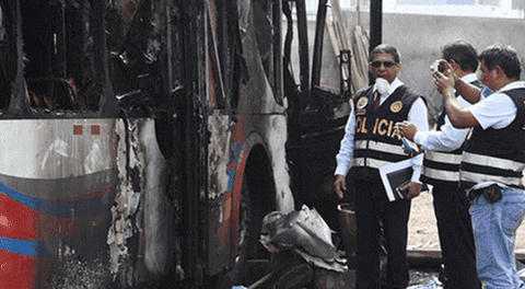 Incendio en Fiori dejó a 17 personas fallecidas dentro de un bus