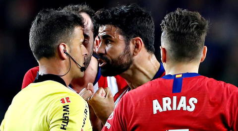 Diego Costa fue expulsado por insultar al árbitro