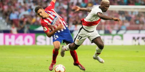 Valencia podría ser el próximo equipo de Luis Advíncula
