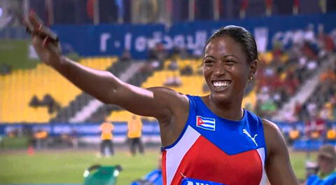 La Para atleta cubana Omara Durand más veloz del mundo estampará su firma en una placa de cemento