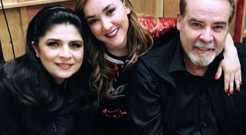 Victoria Ruffo hace retrasar el estreno de la obra "Las Arpías" en Lima 