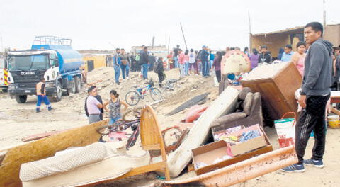 Familias lo perdieron todo en voraz incendio en Huacho