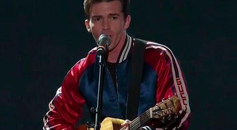 Durante su último concierto Drake Bell, deleita a sus fanáticos con la canción Cielito Lindo 