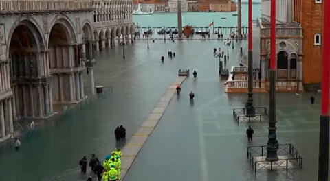 El agua desciende en Venecia pese a nuevas inundaciones