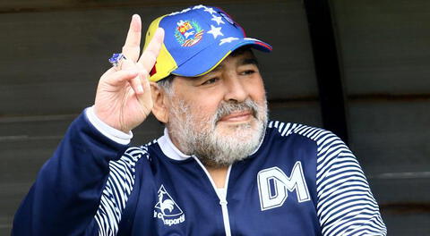 Maradona duró apenas 2 meses en el Lobo