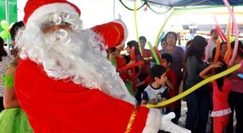 Chalacos viven la Navidad con show de villancicos