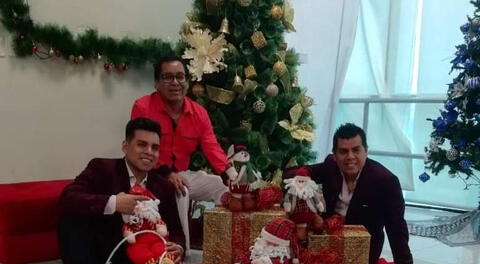 Don Víctor con sus hijos "Vitucho" y Donald, heredos de la tradición musical
