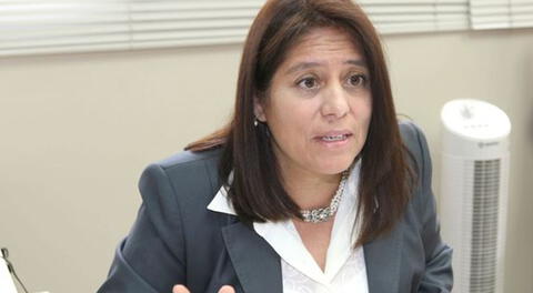 Delia Muñoz presentó su renuncia esta madrugada.