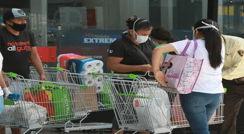 Las bolsas de plástico dentro de los supermercados y tiendas por departamento costarán S/ 0.30.