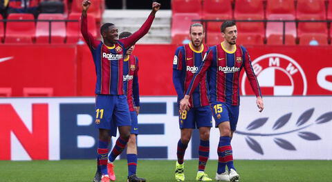 Ousmane Dembele celebra el primero del Barcelona ante Sevilla.