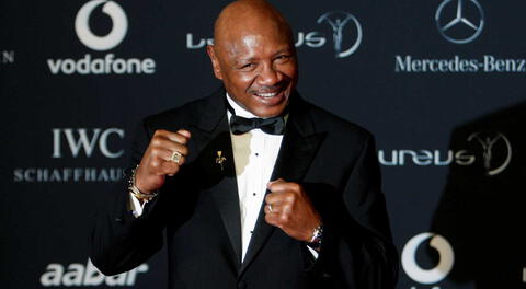 Marvin Hagler en el Salon de la Fama de  Boxeo.