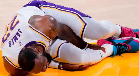 Tristeza en la NBA: el preciso momento en que el histórico LeBron James se lesiona