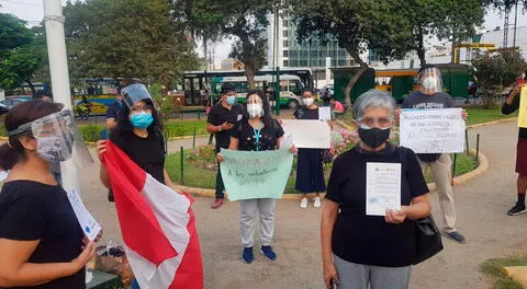 'Pusimos el hombro y nos dieron la espalda', señaló una de las voluntarias del ensayo clínico de la vacuna Sinopharm.