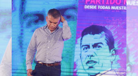 Integrantes del Partido Morado piden a Julio Guzmán ceder su cargo de presidente.