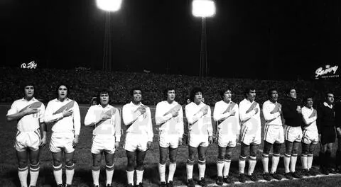La selección peruana que alcanzó el título de la Copa América 1975.