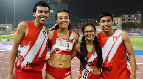 Medallistas peruanos en 4 x 400 mixto.
