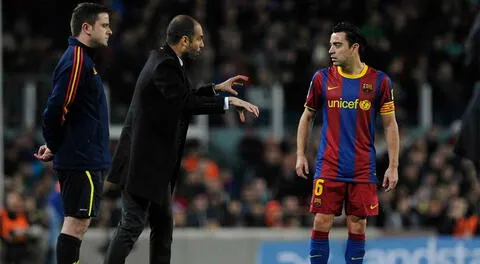 Pep Guardiola dirigió a Xavi en Barcelona que regresa ahora como entrenador.
