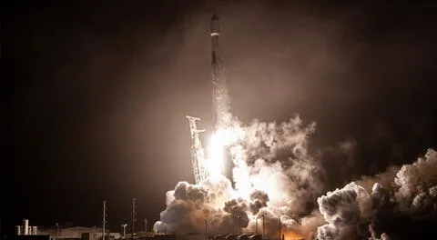 La nave espacial despegó con éxito sobre un cohete SpaceX Falcon 9 desde la Base de la Fuerza Espacial Vandenberg en California.