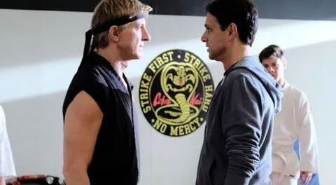 En el quinto episodio de la cuarta temporada de Cobra Kai, Daniel LaRusso y Johnny Lawrence pelean nuevamente. Foto: Netflix.