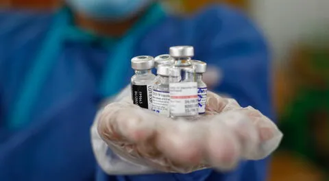 COVID-19: más 4 millones de vacunas de AstraZeneca vencerán hasta fines de abril, advierte Contraloría