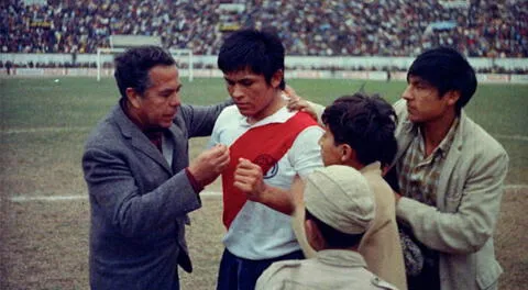 Hugo Alejandro Sotil es un exfutbolista peruano, apodado El Cholo.