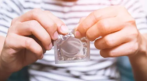 La mujer engañó a su pareja y rompió un condón para quedar embarazada.