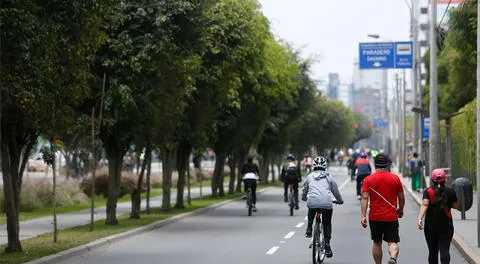 Ciclista fue trasladada de emergencia a un centro de salud cercano.