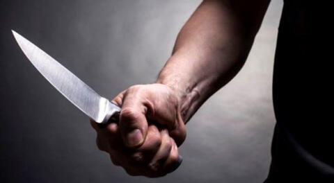 Soñar con cuchillo está relacionado a la desvinculación con un ser querido.
