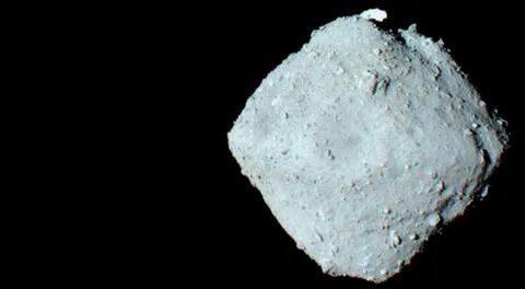 El asteroide 162173 Ryugu. Se cree que parte del material se creó unos 5 millones de años después del nacimiento del sistema solar.