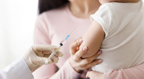 Conoce en esta nota por qué debes vacunar a tu bebé a partir de los 6 meses.