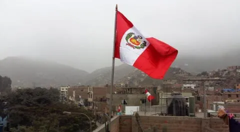 Conoce en esta nota por qué es importante colocar la bandera del Perú. Foto: difusión