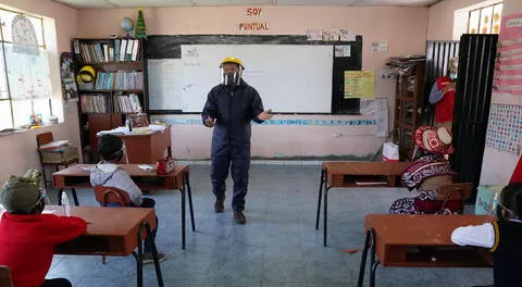 Hoy 6 de julio se conmemora el Día del Maestro en el Perú para celebrar a las profesoras y profesores que impulsan la educación.