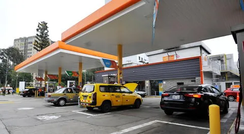 Conoce el precio de los combustibles para hoy lunes 1 de agosto. Foto: La República