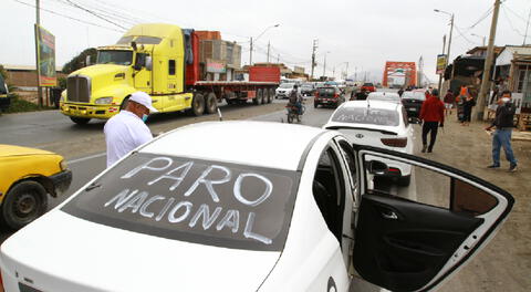 Gremios anuncian paro nacional por incremento en el precio del combustible