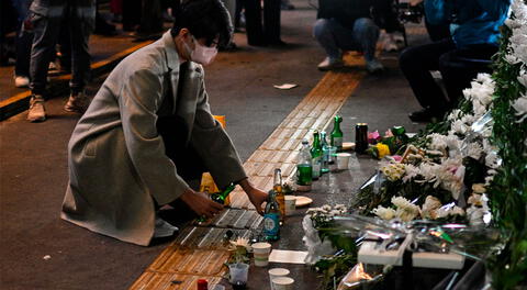 La mayoría eran adolescentes y jóvenes veinteañeros que estaban en medio de una celebración de Halloween en Itaewon, Corea del Sur.