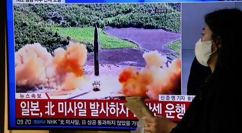 Corea del Norte lanzó este miércoles un nuevo misil balístico que habría sobrevolado Japón.
