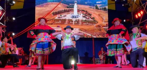 Celebran 12 años de estampas peruanas