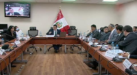 Jorge Salinas declara ante Comisión del Congreso