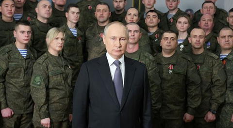 Vladimir Putin genera diversas reacciones en las redes sociales con llamativa imagen.