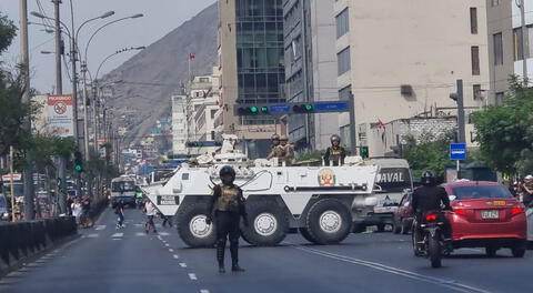 Manifestantes continúan con las protestas en Lima