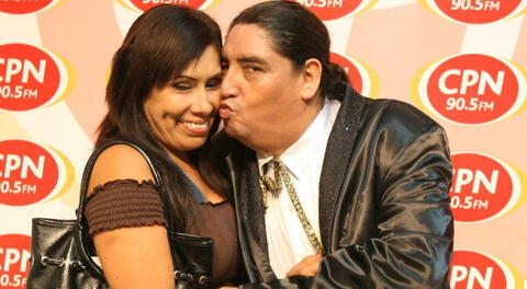 Esposa de Tongo, Gladys Lupinta, lamenta el fallecimiento de su esposo en redes sociales.