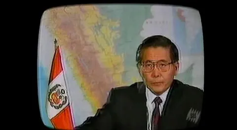A las 10:00 p.m. del domingo 5 de abril de 1992, Alberto Fujimori apareció en televisión para dar su mensaje a la nación en donde anunció un Golpe de Estado con las siguientes palabras "disolver disolver el Congreso de la República".