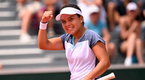 Lucciana Pérez avanza en Wimbledon y espera rival en la segunda ronda.