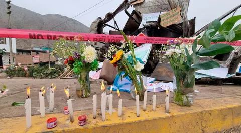 Menor de 14 años y sus padres fallecieron en choque de buses en Pasamayito.