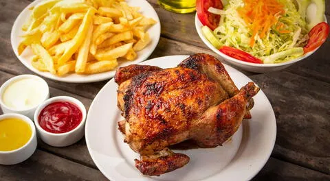 El Día del Pollo a la Brasa se celebra cada tercer domingo de julio.