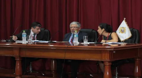 Juez supremo Héctor Lama More organiza Concurso Nacional Interuniversitario De Litigación Oral