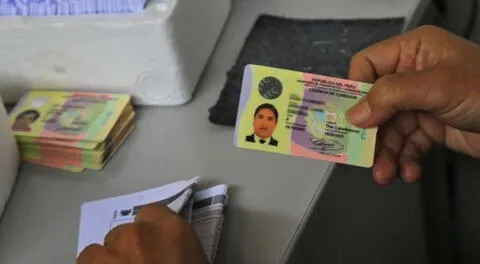 Conoce los requisitos para acceder a la licencia de conducir tipo A1 en Perú.