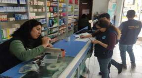 La Fiscalía de Prevención realizó operativo en farmacias de Cajamarca