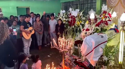 Cantante de los Hermanos Curi dedica canción a su amigo fallecido en Huancavelica.