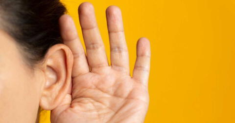 Cuidado del oído es primordial para evitar quedar sordo.